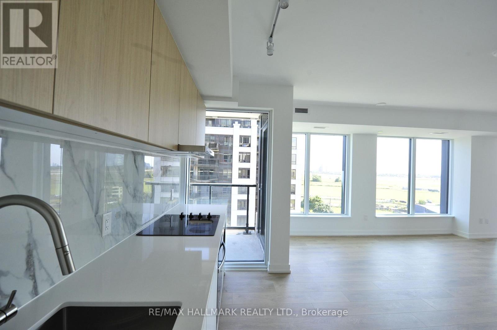 1112 - 1100 Sheppard Avenue W, Toronto, Ontario  M3K 0E4 - Photo 10 - W12506058