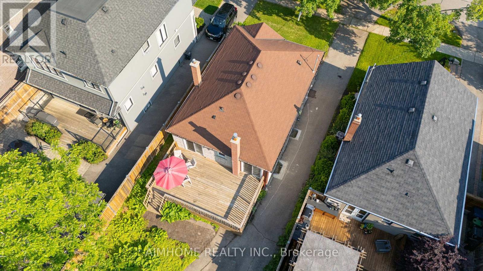 97 Edgecroft Road, Toronto, Ontario  M8Z 2C2 - Photo 6 - W12506064