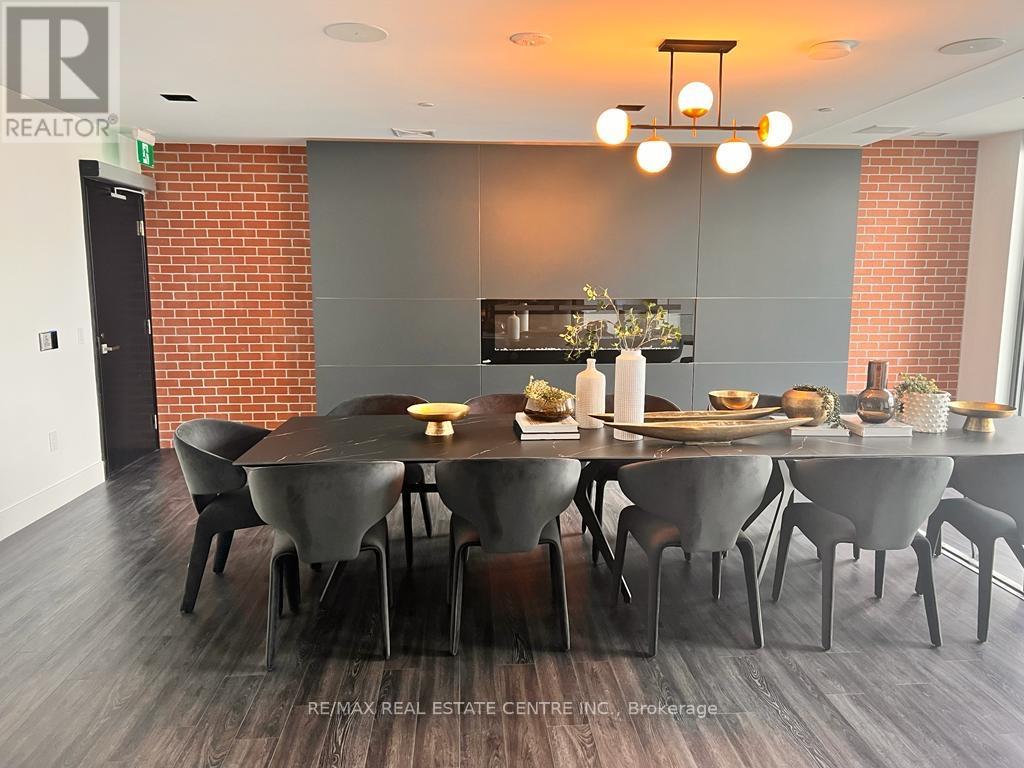 2710 - 15 Wellington Street S, Kitchener, Ontario  N2G 0E4 - Photo 24 - X12506024