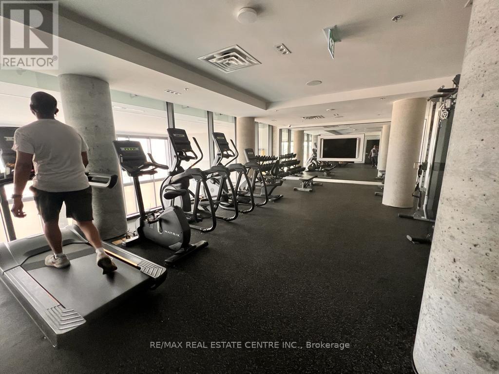 2710 - 15 Wellington Street S, Kitchener, Ontario  N2G 0E4 - Photo 29 - X12506024