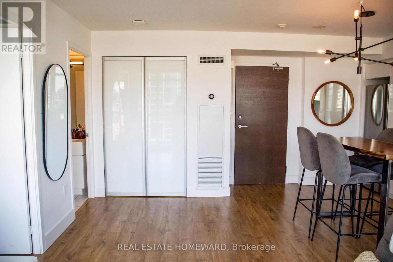 1907 - 151 Dan Leckie Way, Toronto, Ontario  M5V 4B2 - Photo 6 - C12506096