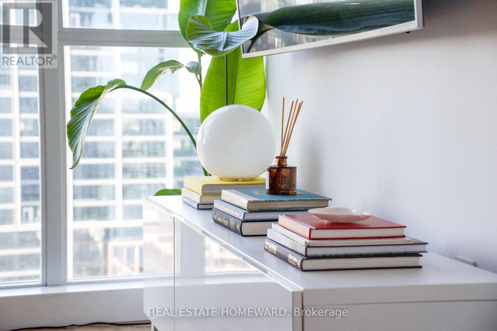 1907 - 151 Dan Leckie Way, Toronto, Ontario  M5V 4B2 - Photo 7 - C12506096