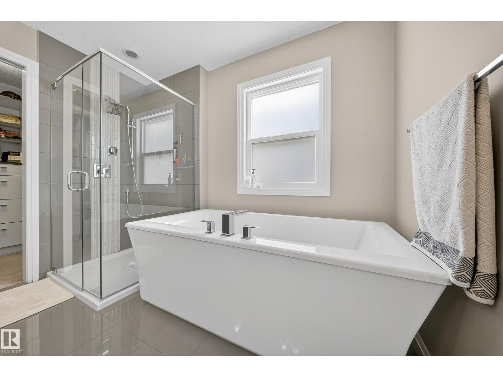 1377 Secord Landing Ld Nw Nw, Edmonton, Alberta  T5T 5W7 - Photo 34 - E4464624