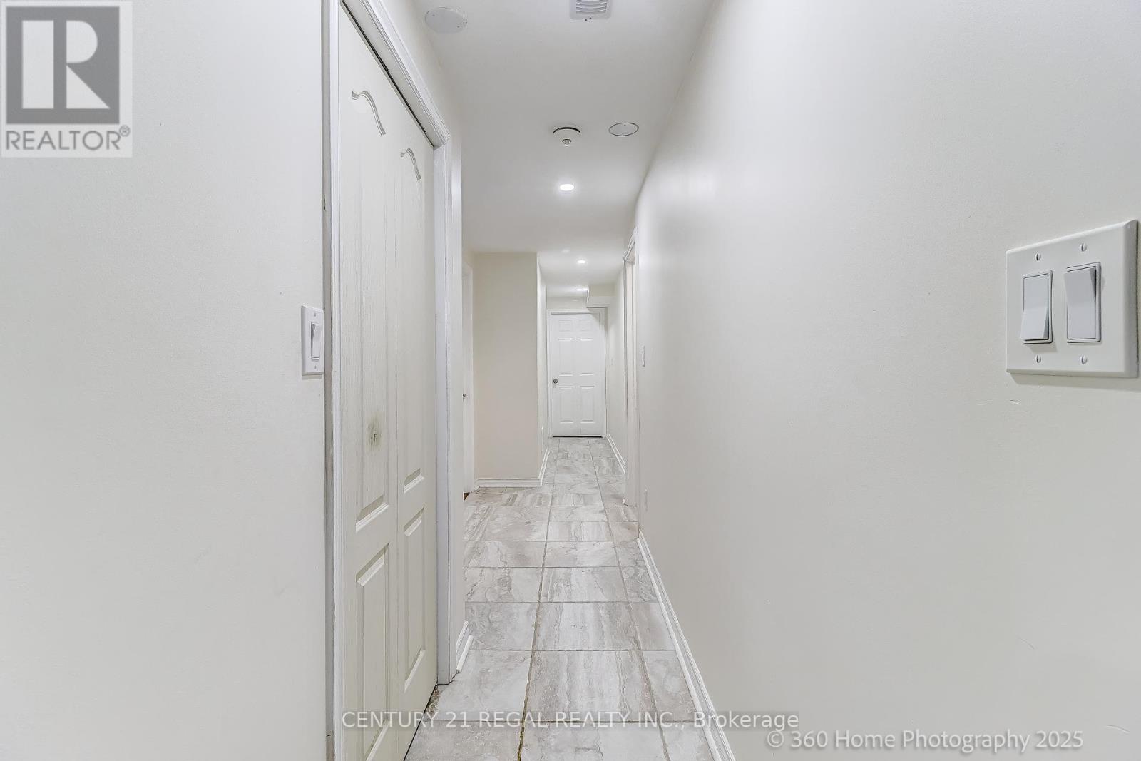 30 Albert Spencer Avenue, Caledon, Ontario  L7C 4G4 - Photo 8 - W12506116