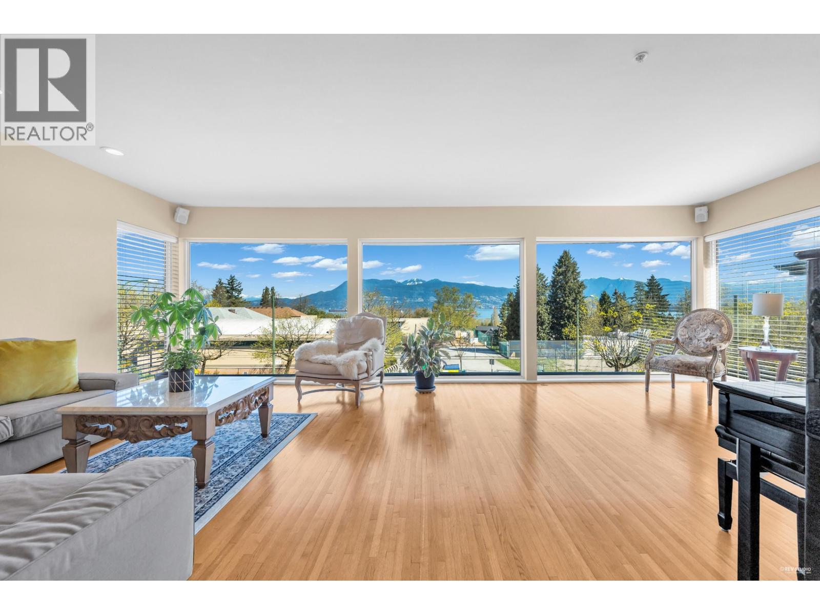 4060 W 10th Avenue, Vancouver, British Columbia  V6R 2H1 - Photo 3 - R3064107