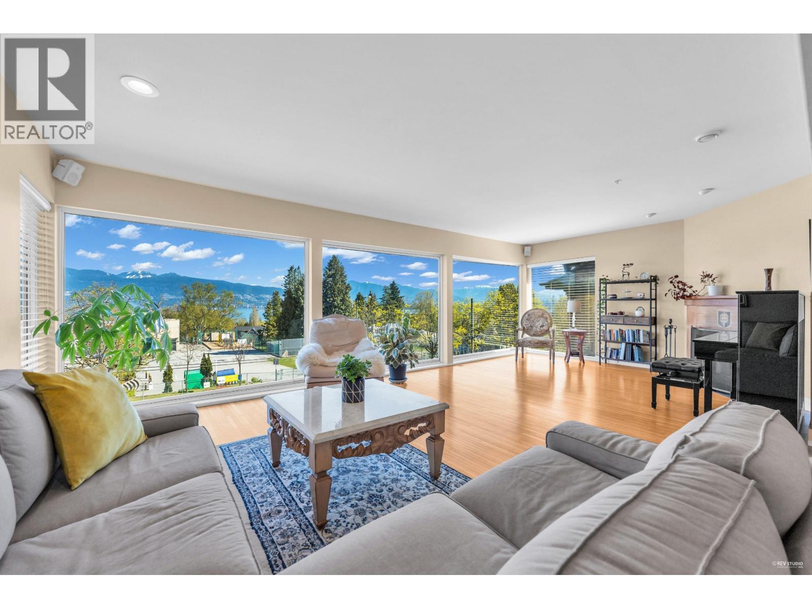 4060 W 10th Avenue, Vancouver, British Columbia  V6R 2H1 - Photo 10 - R3064107