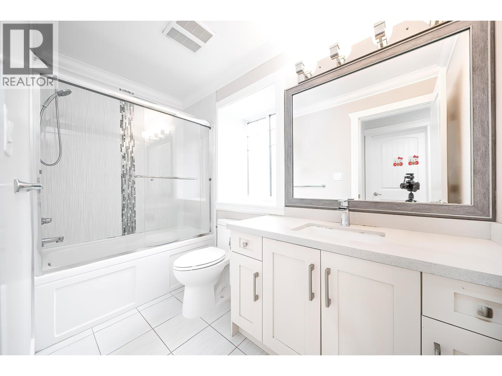 7553 Newcombe Street, Burnaby, British Columbia  V3N 3V7 - Photo 30 - R3063415