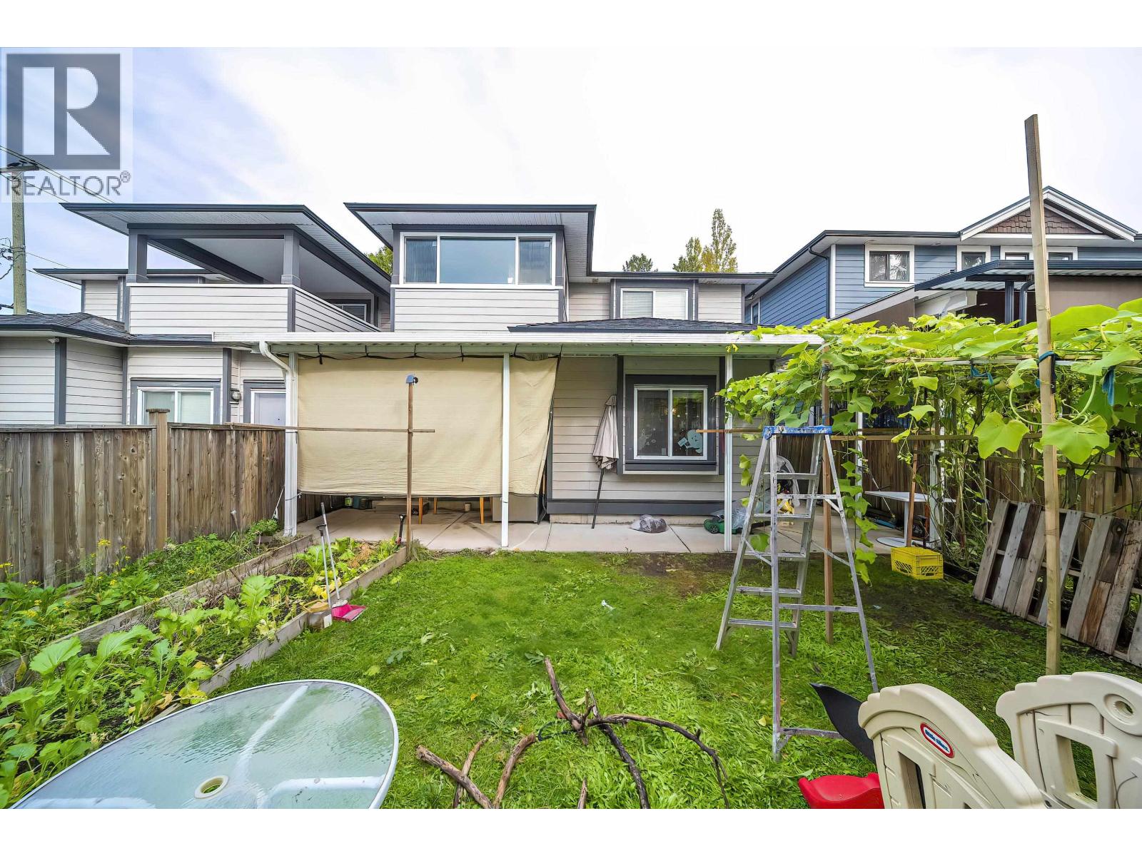 7553 Newcombe Street, Burnaby, British Columbia  V3N 3V7 - Photo 9 - R3063415