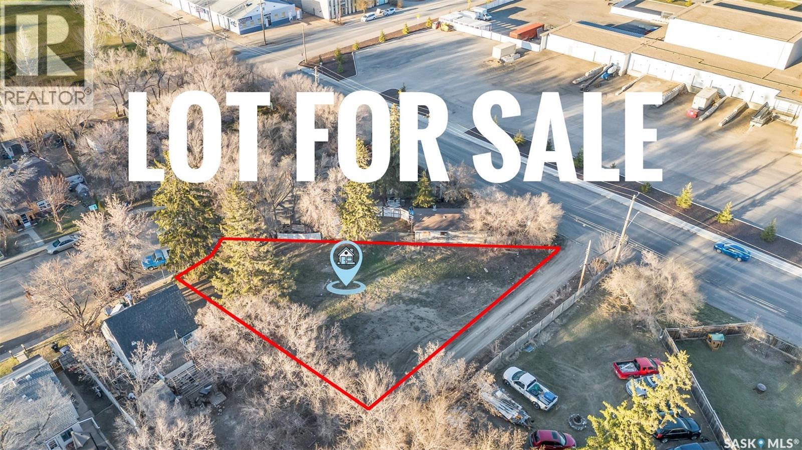 5 Connaught PLACE, saskatoon, Saskatchewan