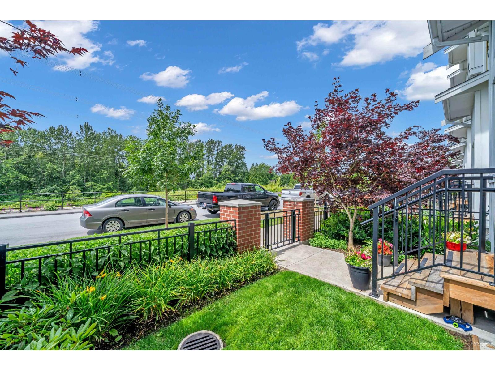 16 16561 17a Avenue, Surrey, British Columbia  V3Z 1J3 - Photo 4 - R3064220