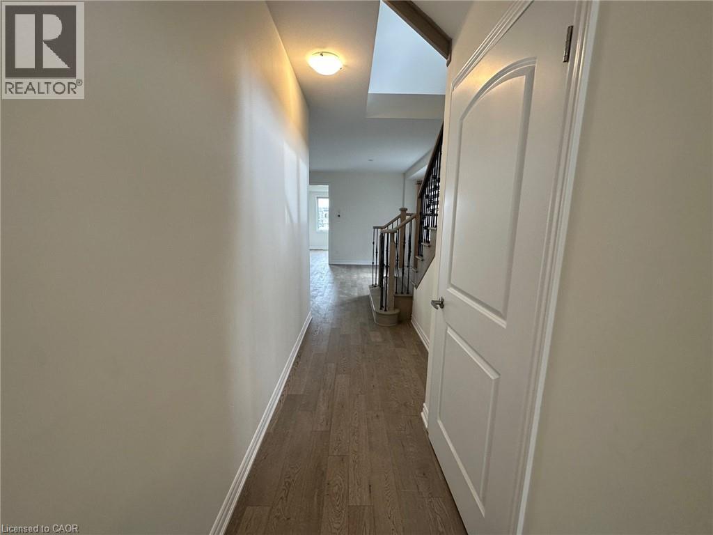 3 Bee Crescent, Brantford, Ontario N3T 0V7 - Photo 4 - 40771141