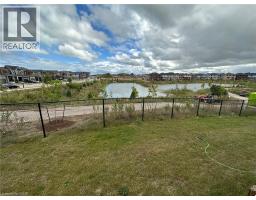 3 BEE Crescent, Brantford, Ontario