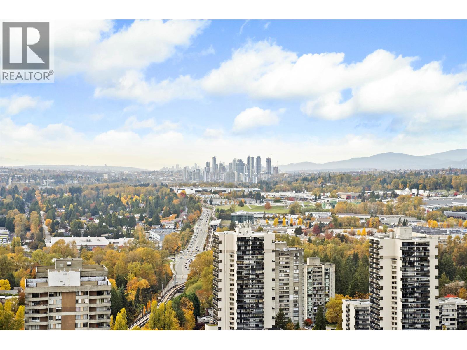 3208 3809 Evergreen Place, Burnaby, British Columbia  V3J 0M1 - Photo 4 - R3064015