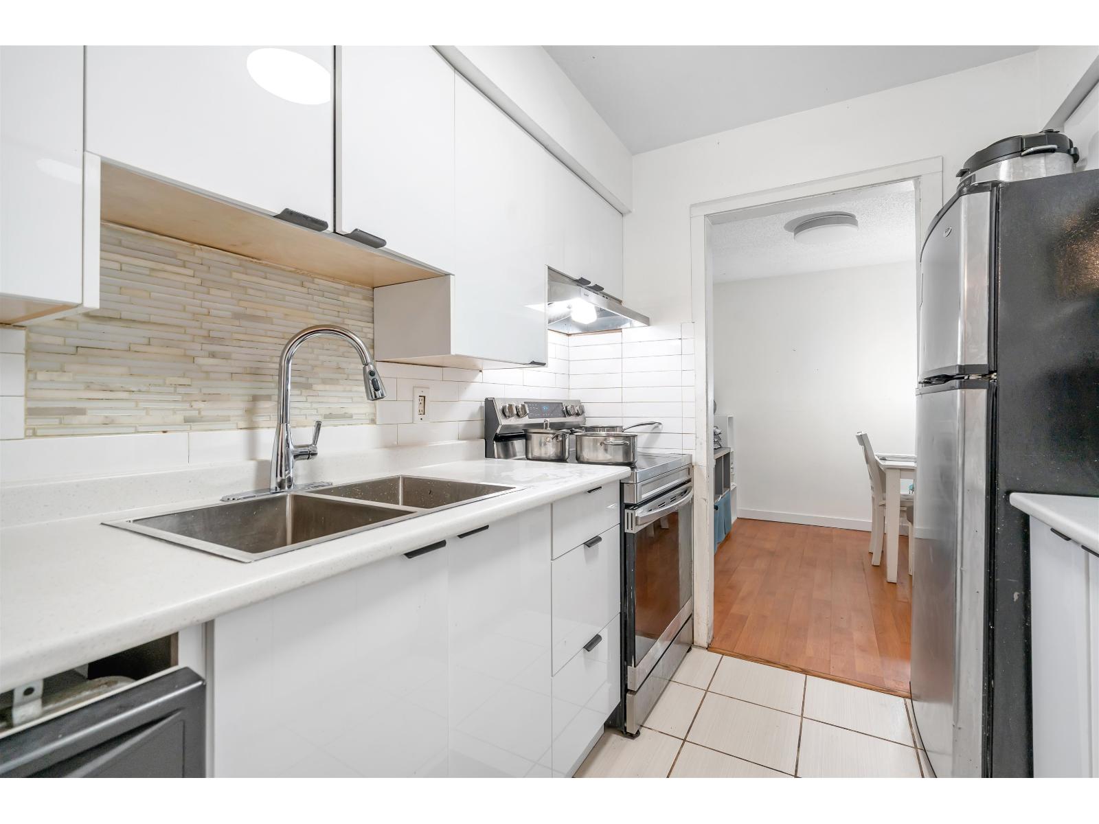 813 10620 150th Street, Surrey, British Columbia V3R 7S1 - Photo 5 - R3057334