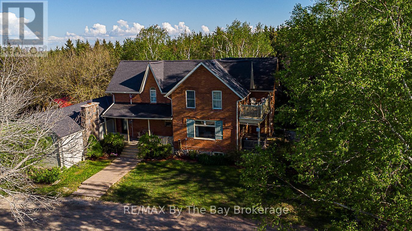 2553 County 42 Road, Clearview, Ontario L0M 1S0 - Photo 37 - S12506144