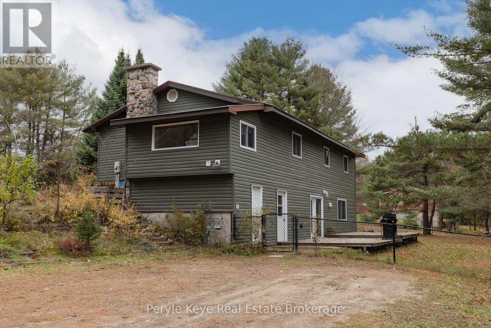 322 Muskoka 10 Road, Huntsville, Ontario P0B 1L0 - Photo 42 - X12506202