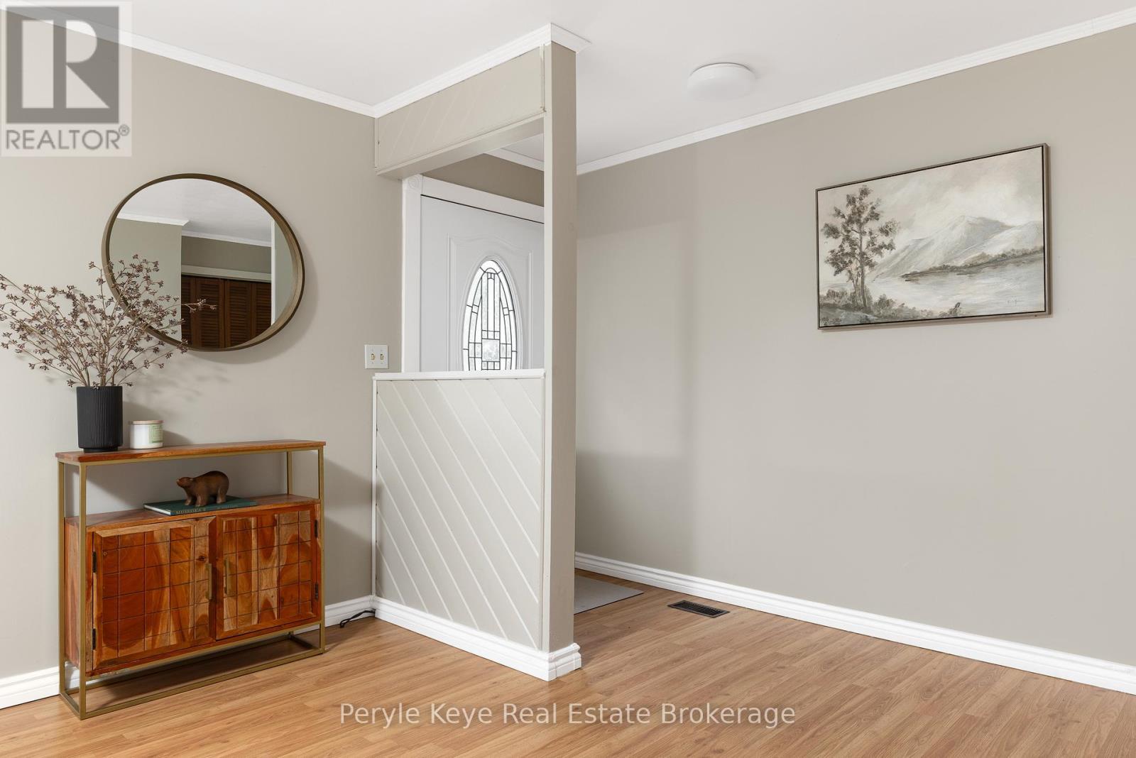 322 Muskoka 10 Road, Huntsville, Ontario P0B 1L0 - Photo 9 - X12506202