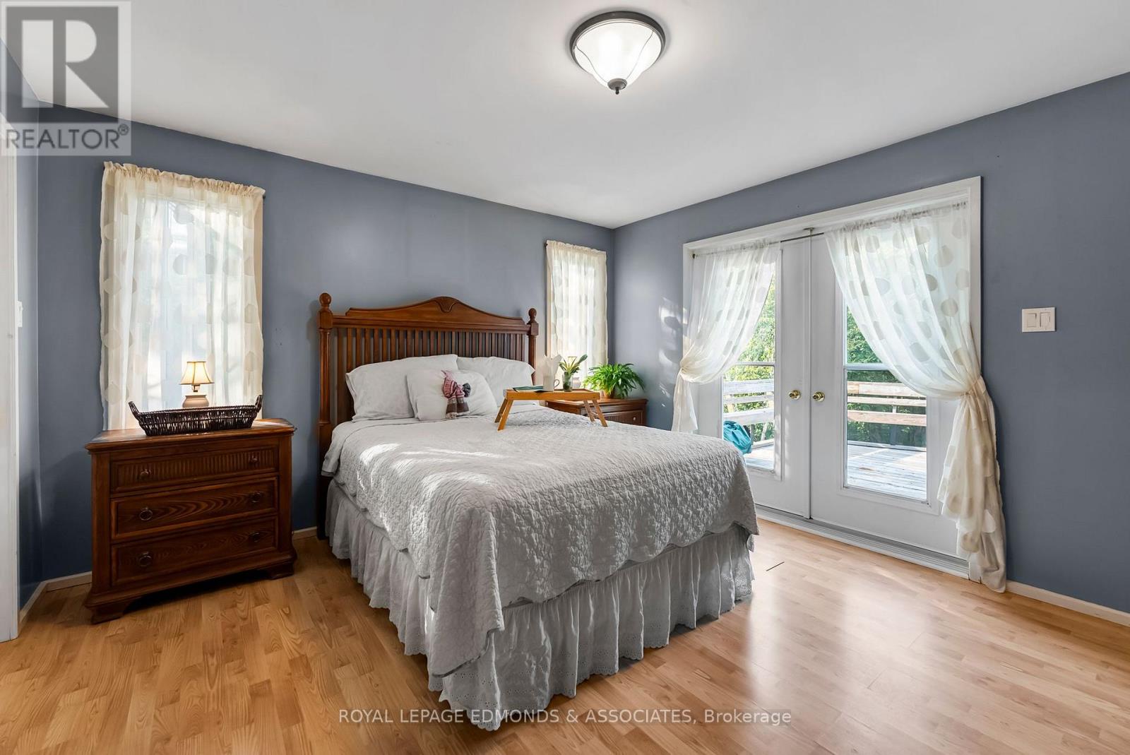 1349 Victoria Street, Petawawa, Ontario  K8H 2E9 - Photo 21 - X12398302