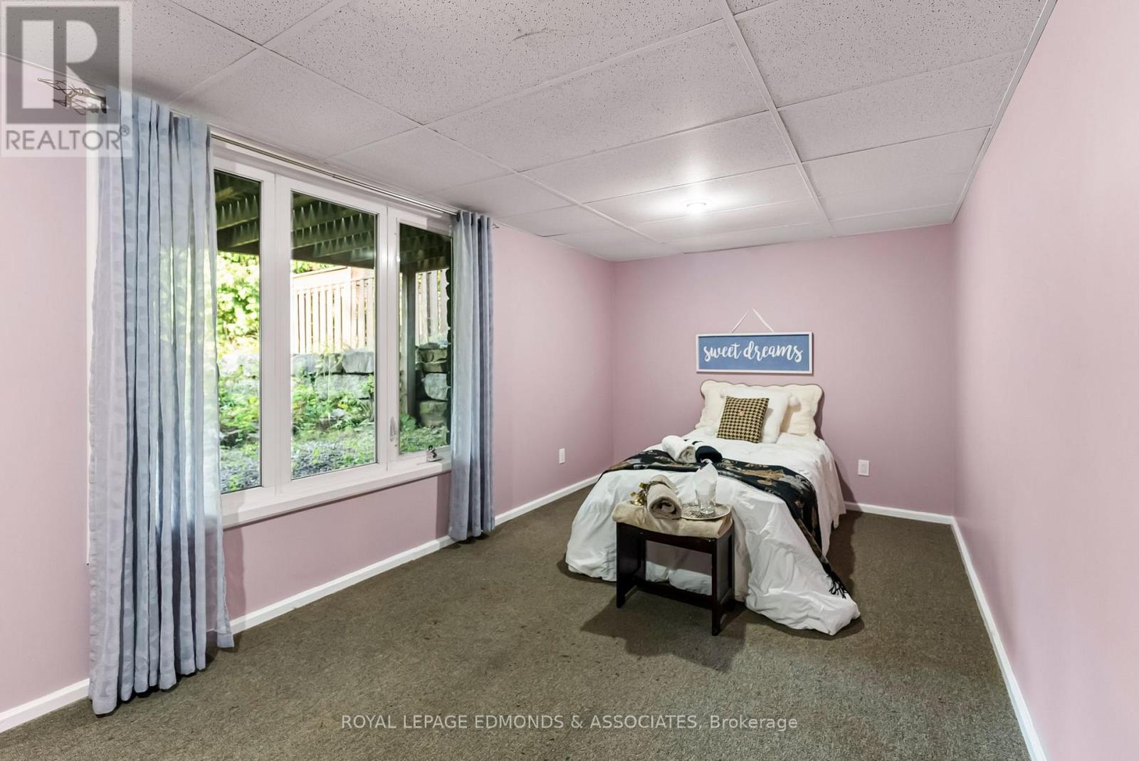 1349 Victoria Street, Petawawa, Ontario  K8H 2E9 - Photo 33 - X12398302