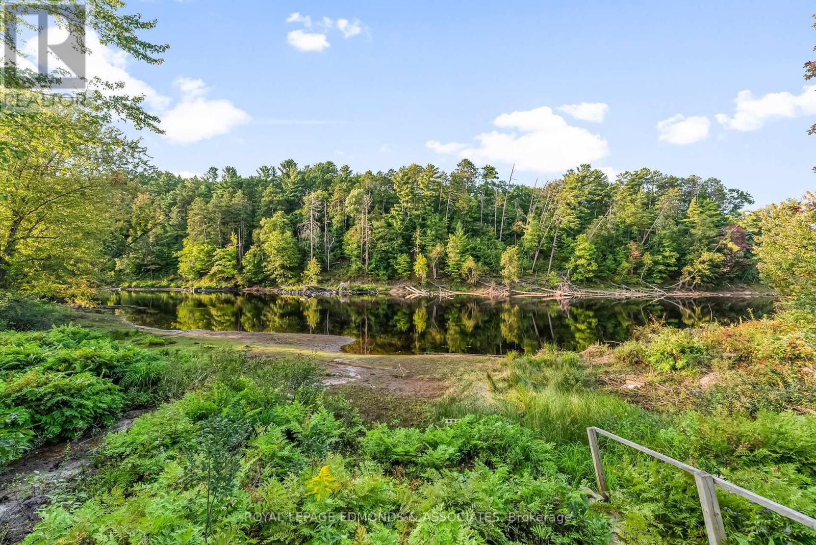 1349 Victoria Street, Petawawa, Ontario  K8H 2E9 - Photo 39 - X12398302