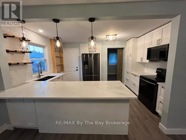 90 Grass Avenue, St. Catharines, Ontario L2R 1T1 - Photo 9 - X12432443