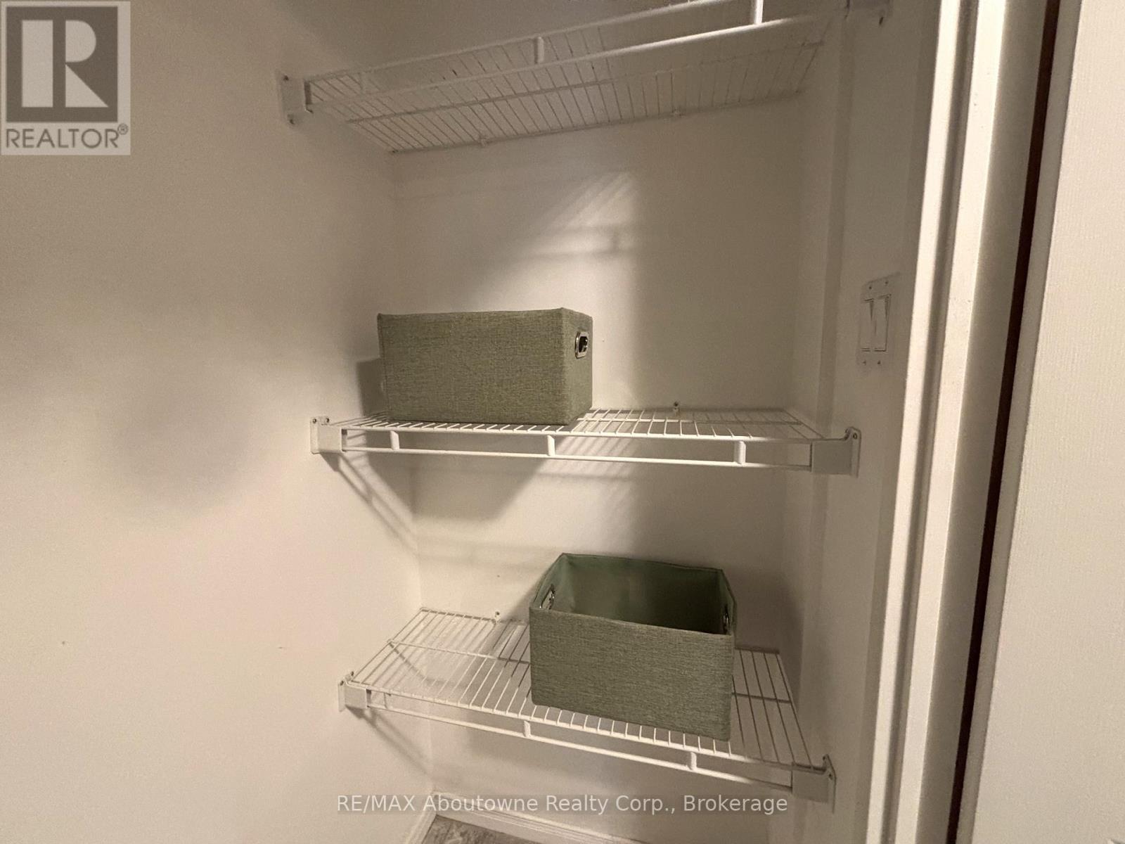 406 - 2511 Lakeshore Road W, Oakville, Ontario  L6L 6L9 - Photo 21 - W12506234