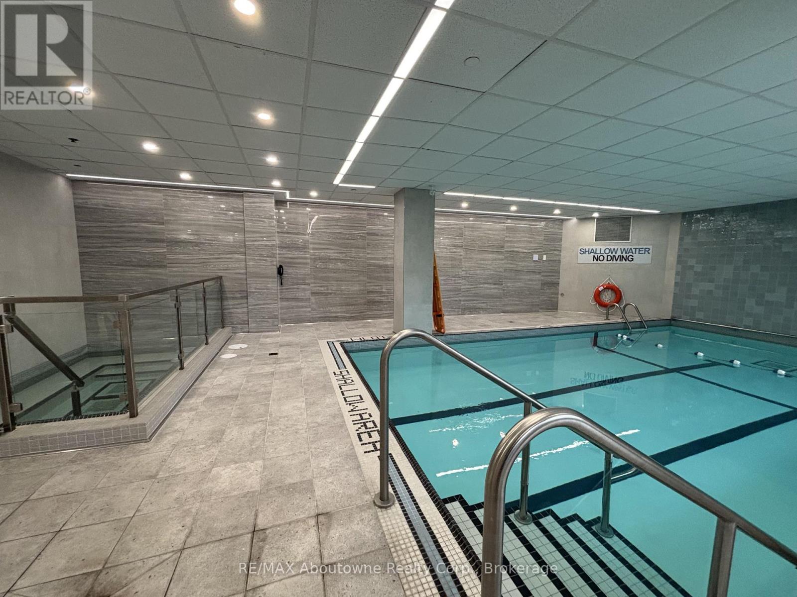 406 - 2511 Lakeshore Road W, Oakville, Ontario  L6L 6L9 - Photo 32 - W12506234