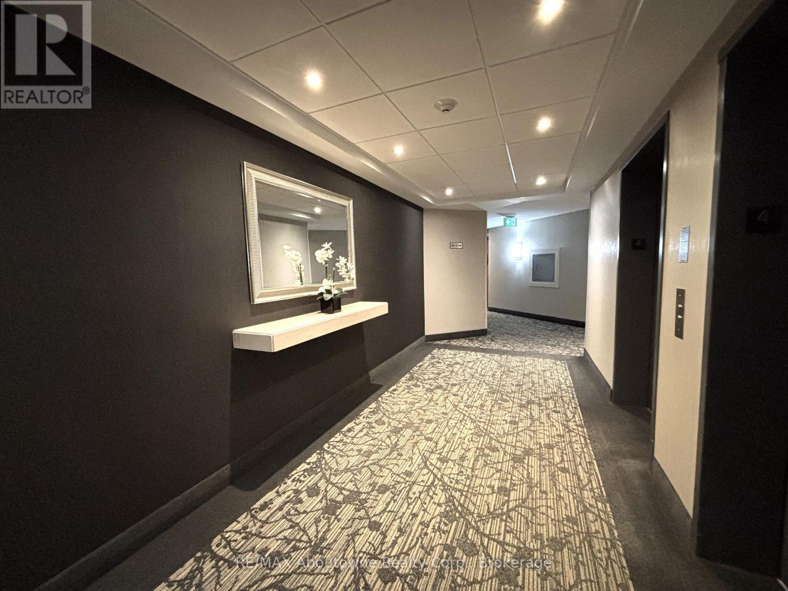 406 - 2511 Lakeshore Road W, Oakville, Ontario  L6L 6L9 - Photo 38 - W12506234