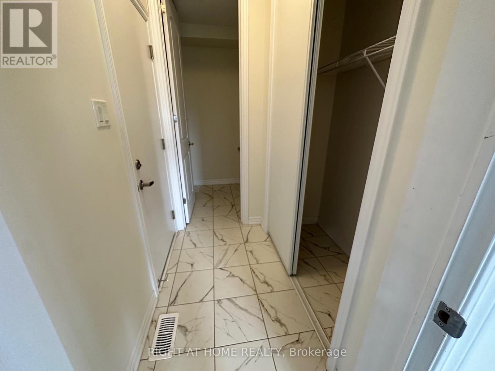 Upper - 3 Bee Crescent, Brantford, Ontario N3T 0V7 - Photo 33 - X12411087