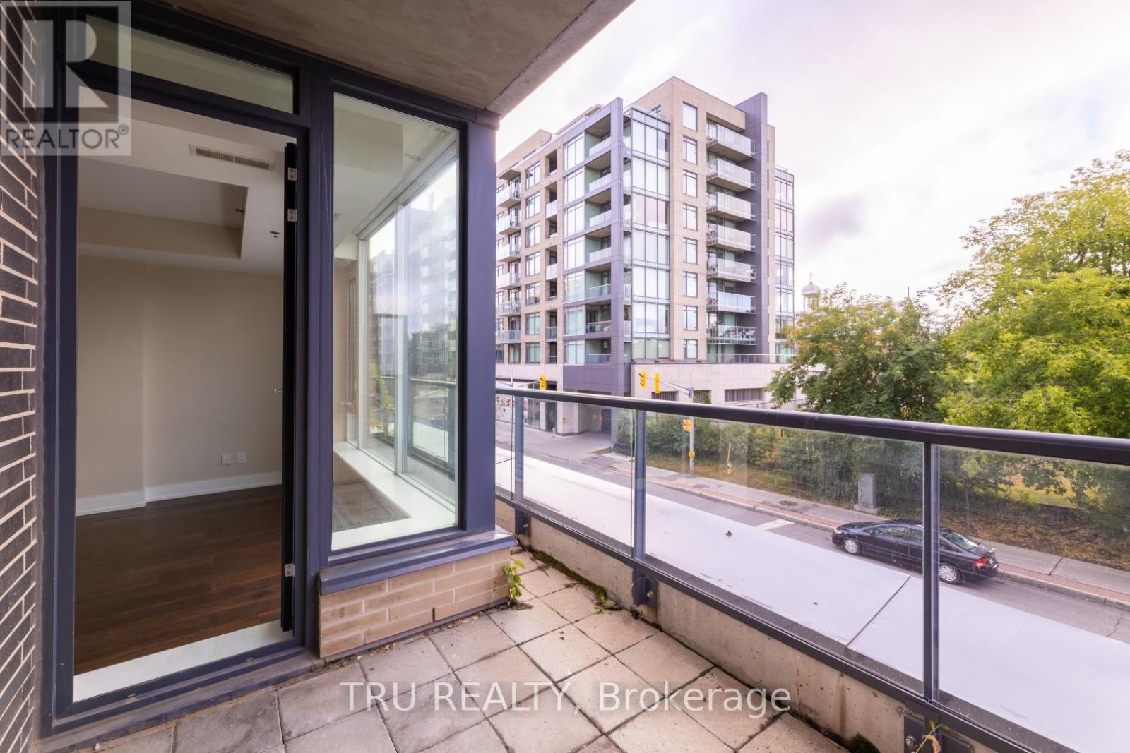 322 - 360 Patricia Avenue, Ottawa, Ontario K1Z 0A8 - Photo 9 - X12465883