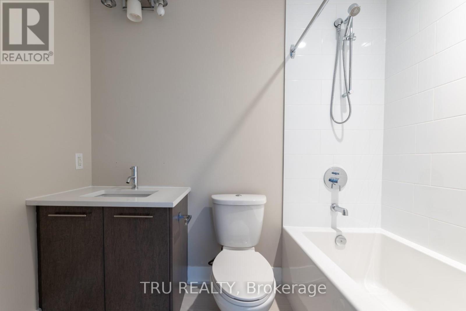 322 - 360 Patricia Avenue, Ottawa, Ontario K1Z 0A8 - Photo 12 - X12465883