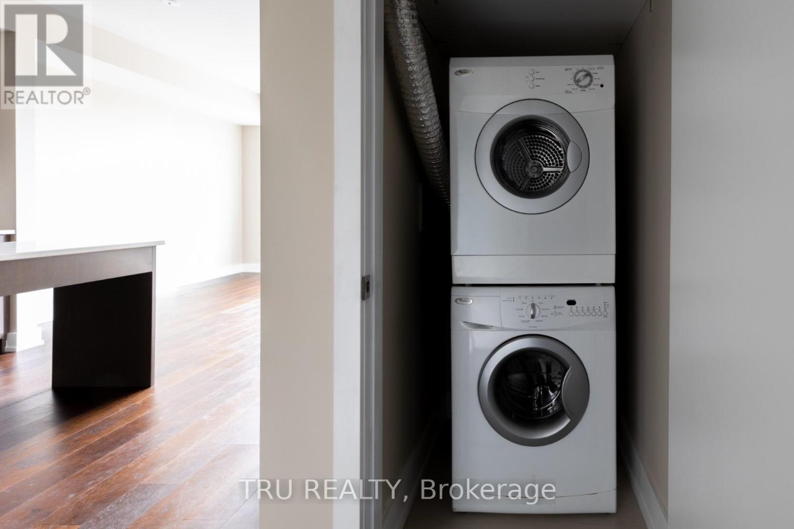 322 - 360 Patricia Avenue, Ottawa, Ontario K1Z 0A8 - Photo 13 - X12465883