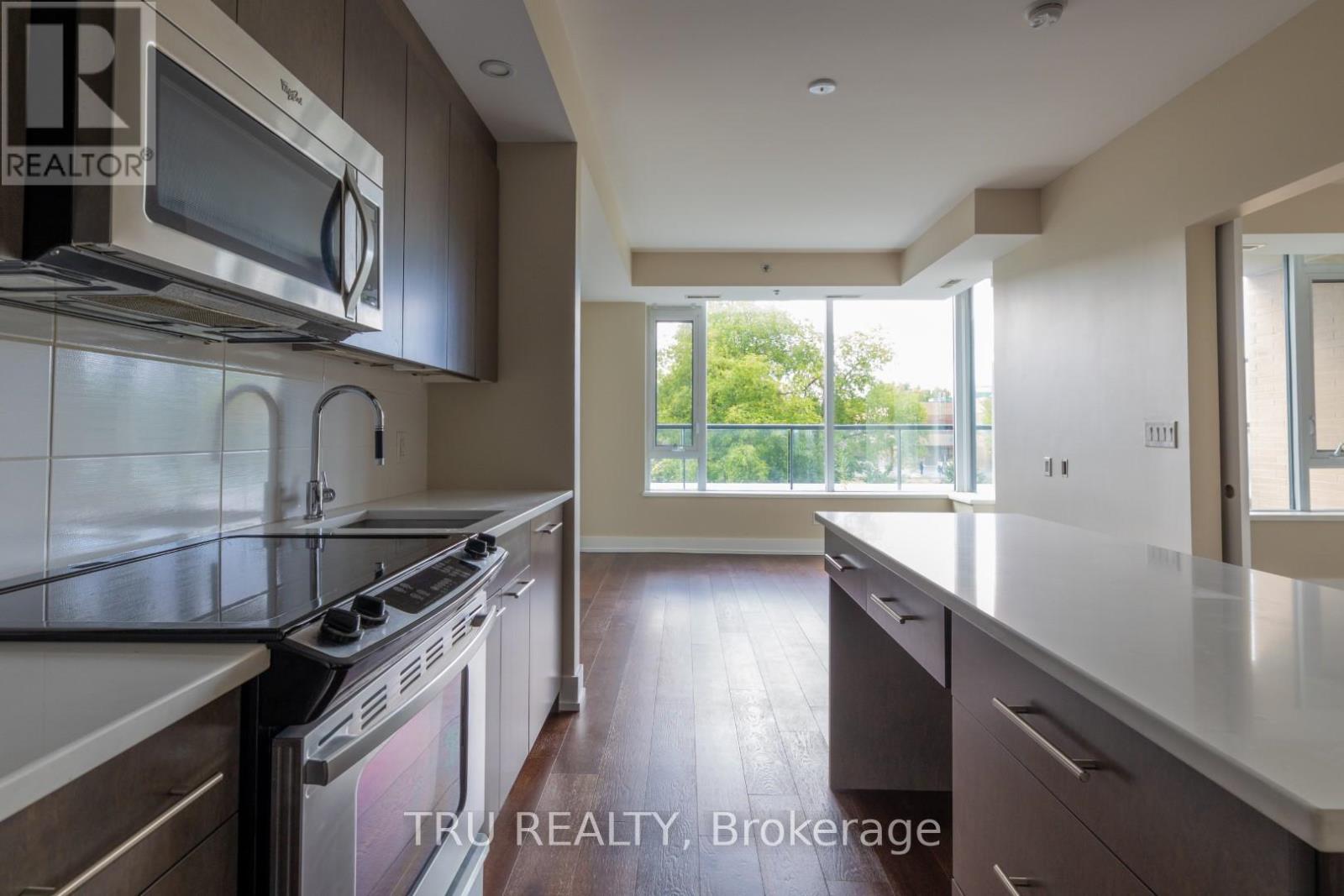 322 - 360 Patricia Avenue, Ottawa, Ontario K1Z 0A8 - Photo 4 - X12465883