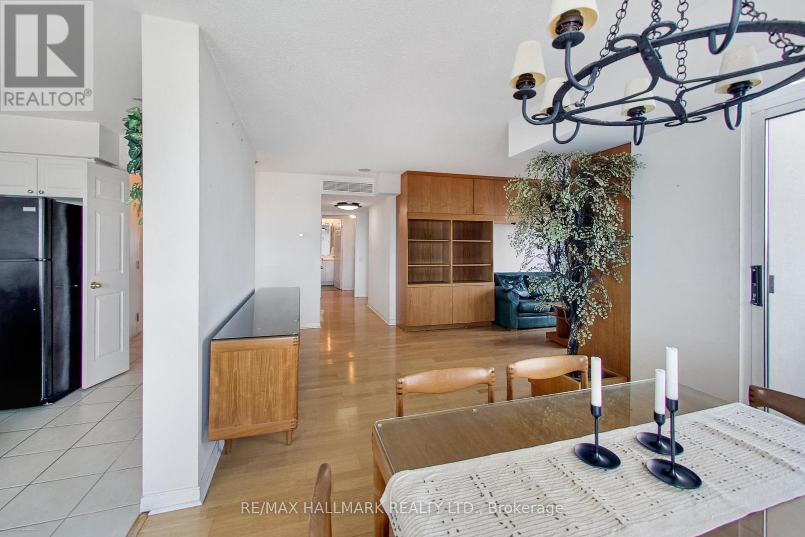 702 - 5 Emerald Lane, Vaughan, Ontario  L4J 8P7 - Photo 19 - N12387535