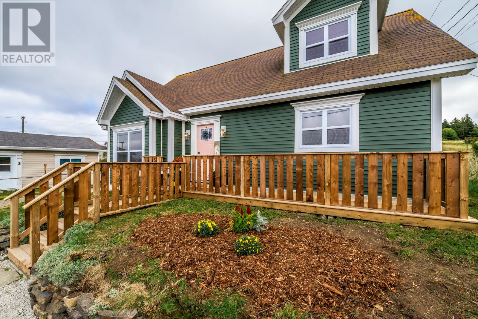 5 Marsh Road, Pouch Cove, Newfoundland & Labrador  A0A 3L0 - Photo 4 - 1292232