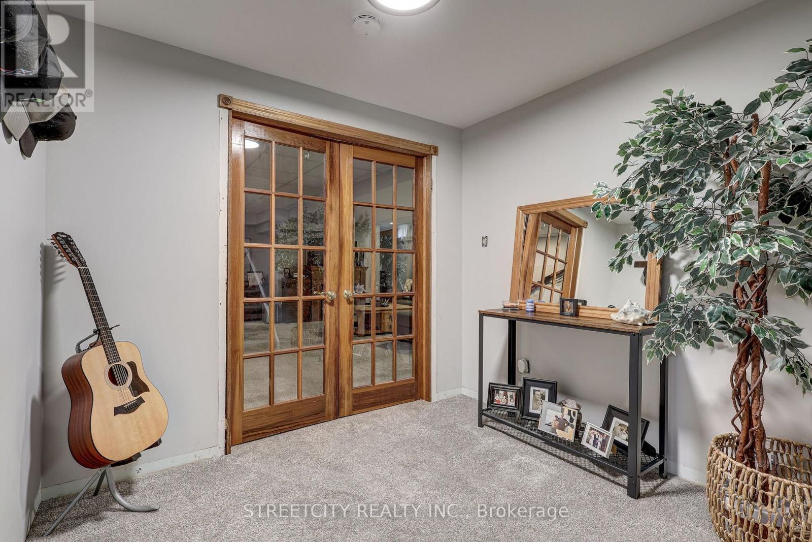 231 Centennial Avenue, St. Thomas, Ontario  N5P 4K6 - Photo 28 - X12506228