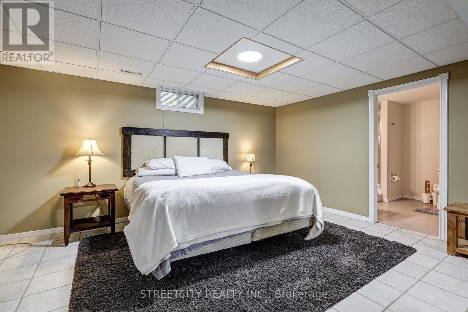 231 Centennial Avenue, St. Thomas, Ontario  N5P 4K6 - Photo 32 - X12506228