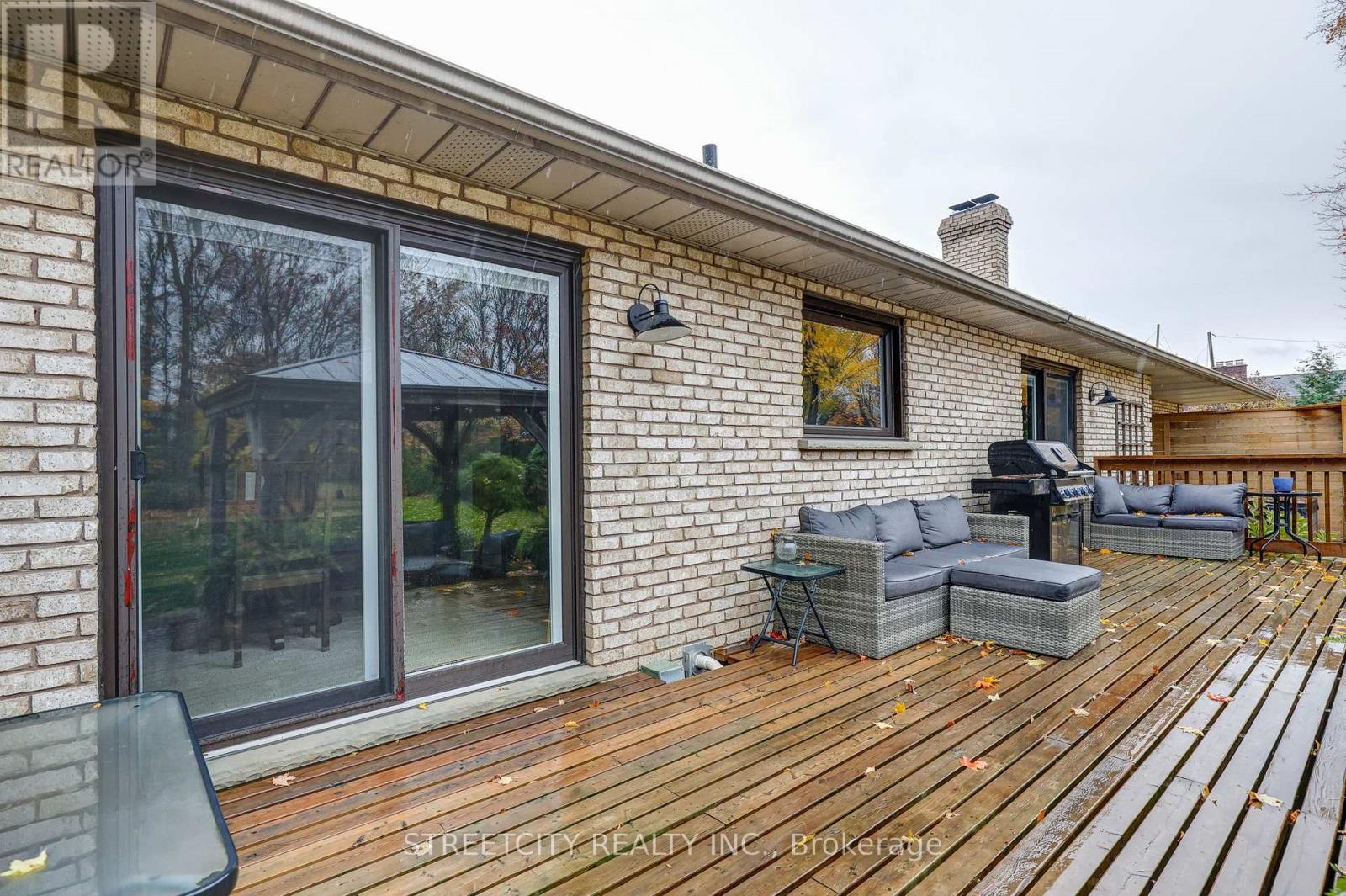 231 Centennial Avenue, St. Thomas, Ontario  N5P 4K6 - Photo 34 - X12506228