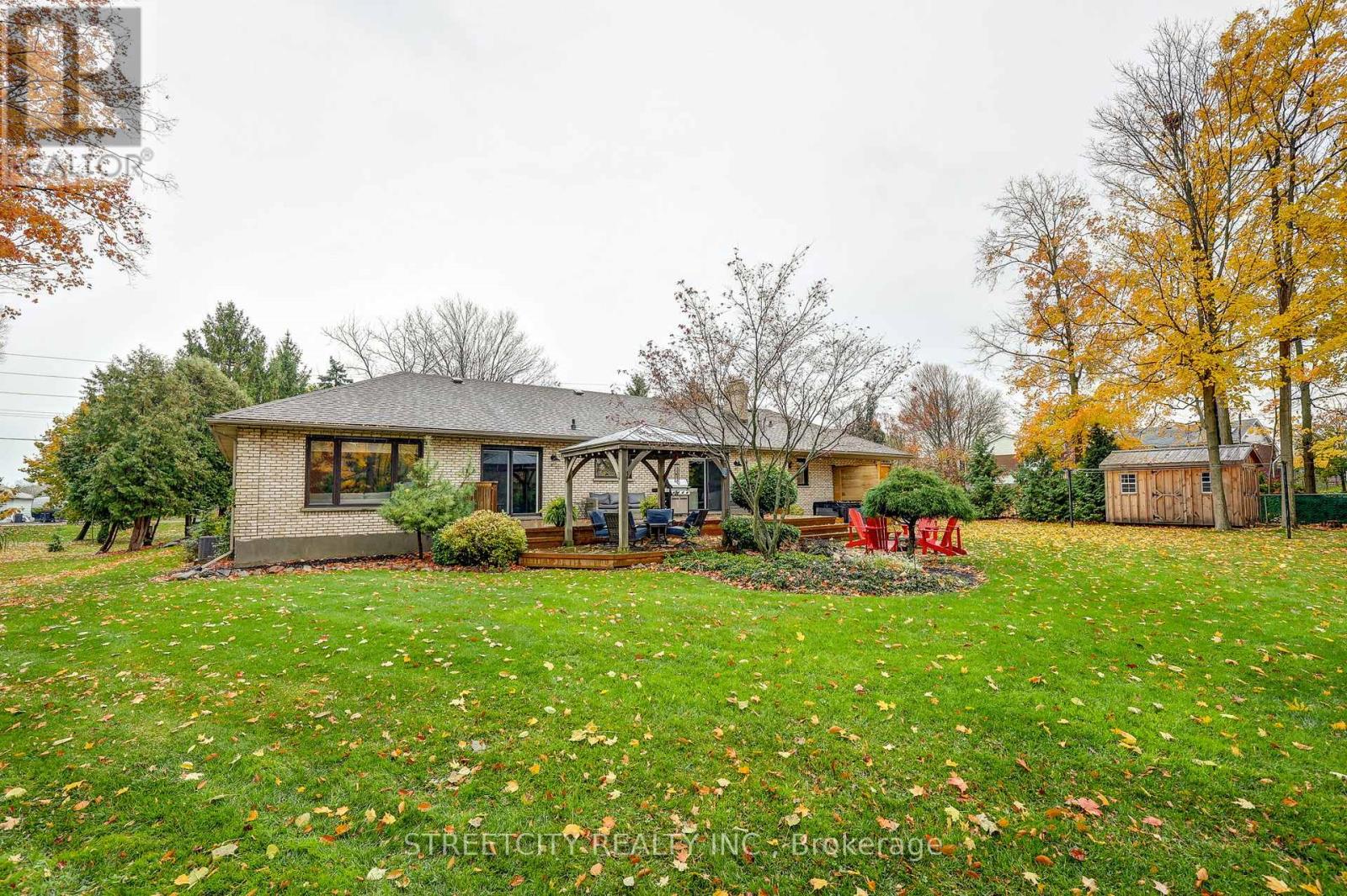 231 Centennial Avenue, St. Thomas, Ontario  N5P 4K6 - Photo 44 - X12506228