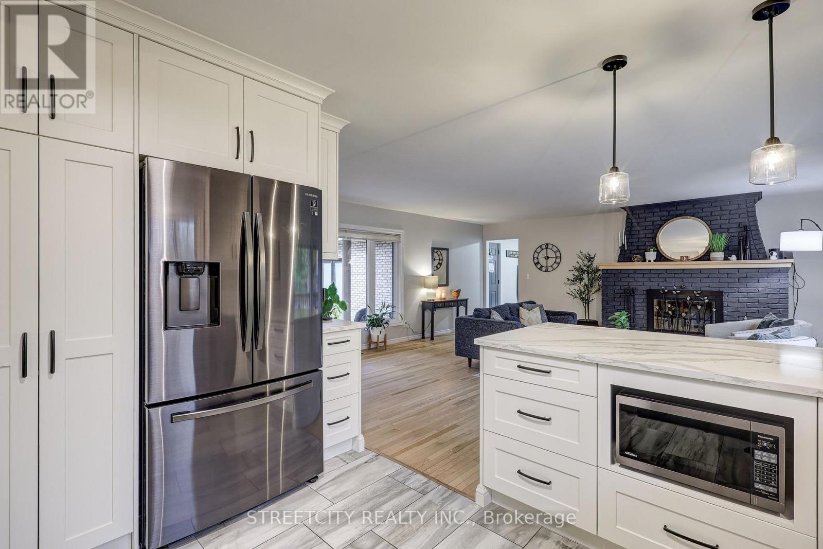 231 Centennial Avenue, St. Thomas, Ontario  N5P 4K6 - Photo 7 - X12506228