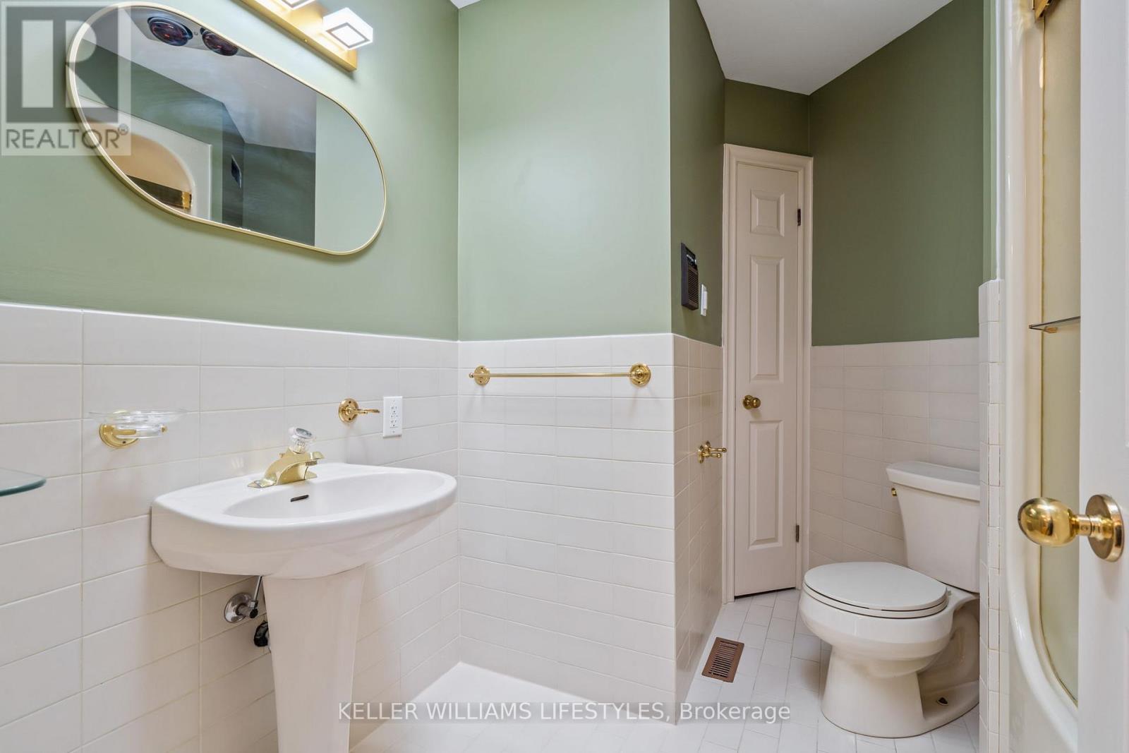 1330 Sprucedale Avenue, London North, Ontario  N5X 2N8 - Photo 30 - X12506230