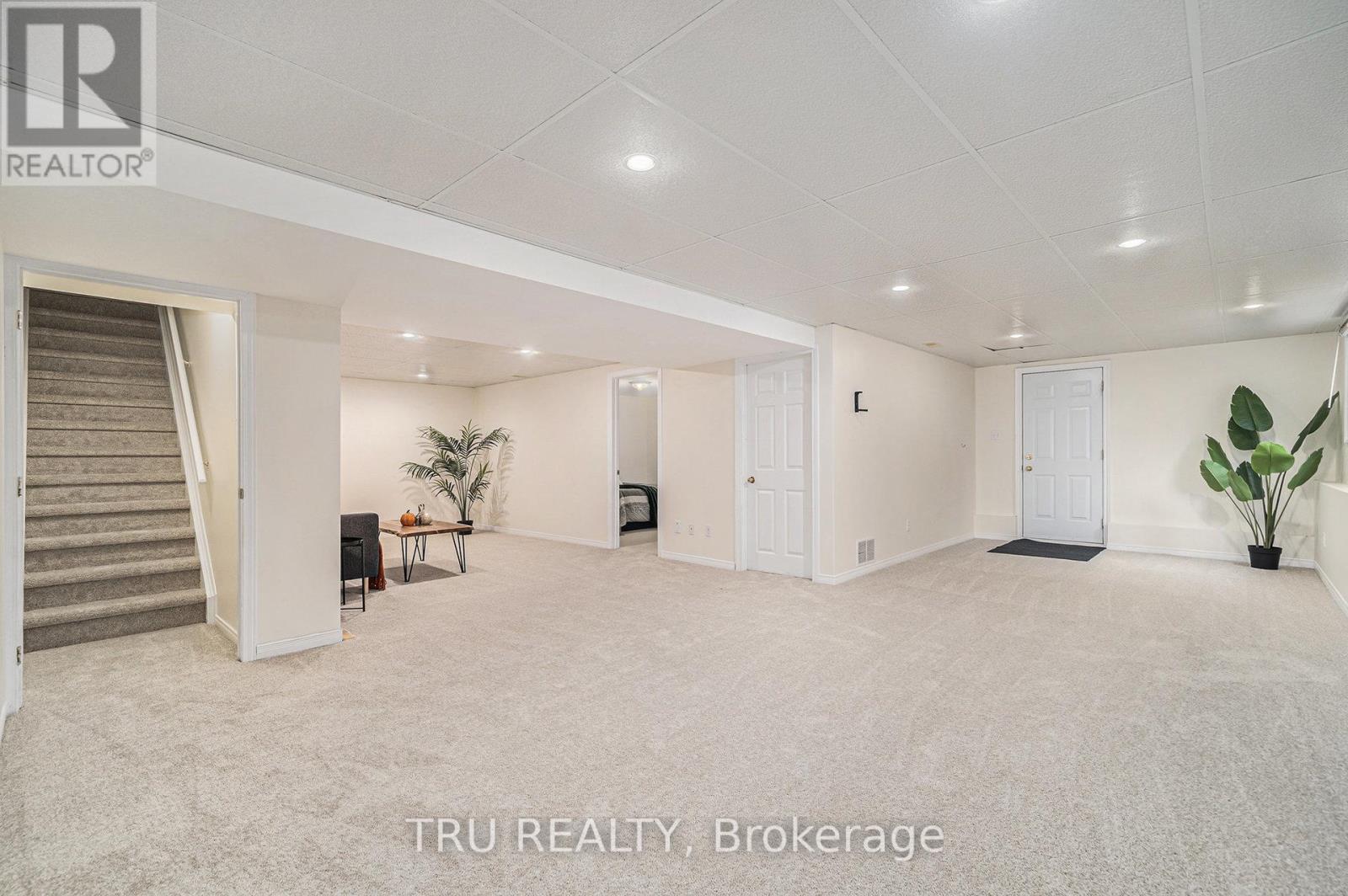 70 Dr. Gordon Crescent, North Grenville, Ontario  K0G 1J0 - Photo 18 - X12506124