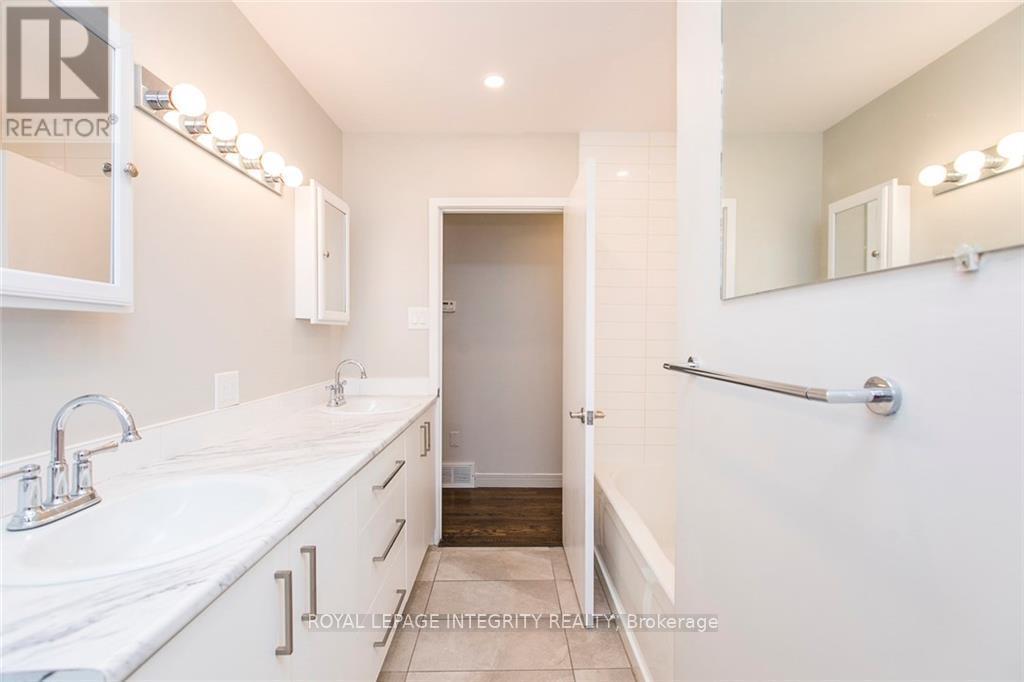 1152 Tawney Road, Ottawa, Ontario  K1G 1B6 - Photo 11 - X12506182
