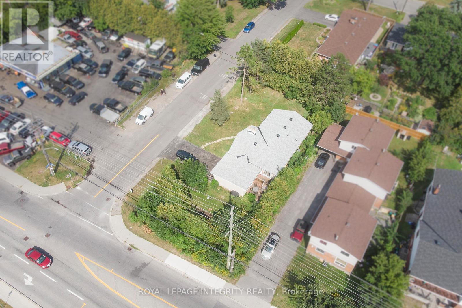 1152 Tawney Road, Ottawa, Ontario  K1G 1B6 - Photo 6 - X12506182