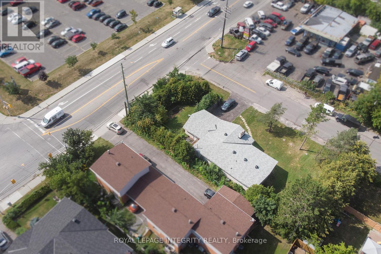 1152 Tawney Road, Ottawa, Ontario  K1G 1B6 - Photo 8 - X12506182