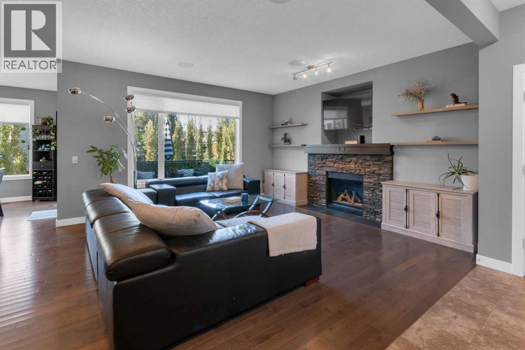 51 Sunset Court, Cochrane, Alberta  T4C 0G3 - Photo 8 - A2266875