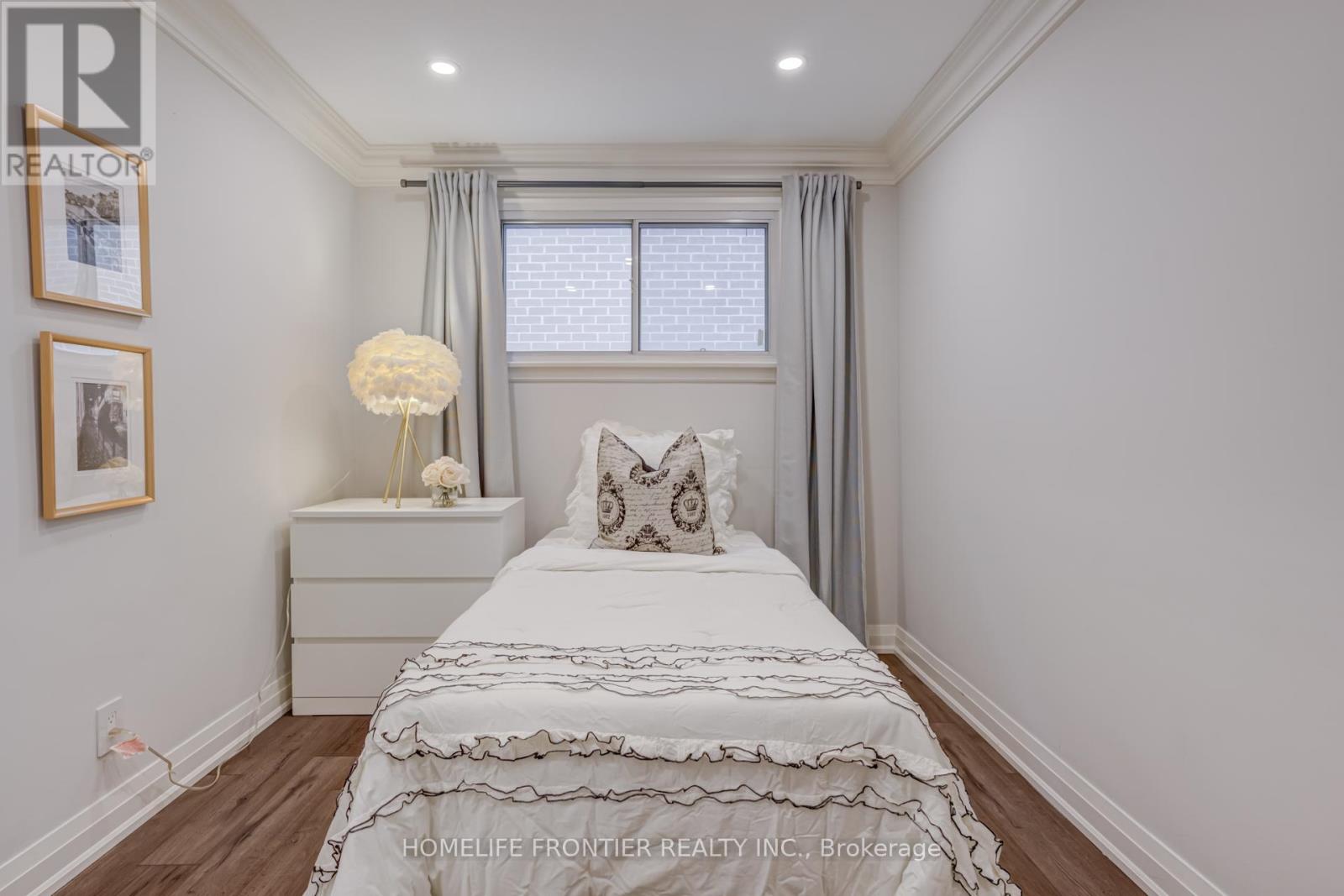 72 Newton Drive, Toronto, Ontario  M2M 2M9 - Photo 16 - C12506118