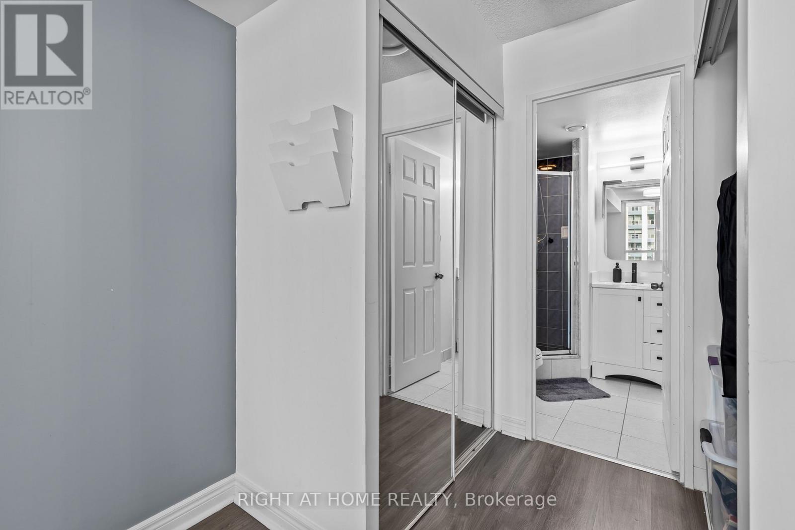 503 - 23 Hollywood Avenue, Toronto, Ontario  M2N 7L8 - Photo 12 - C12506128