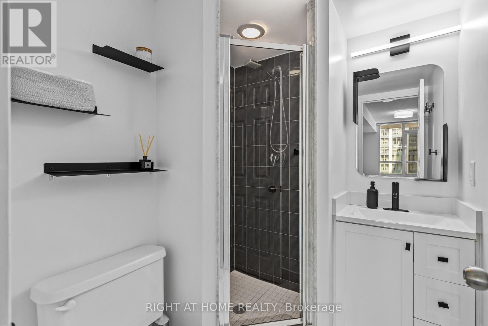 503 - 23 Hollywood Avenue, Toronto, Ontario  M2N 7L8 - Photo 13 - C12506128