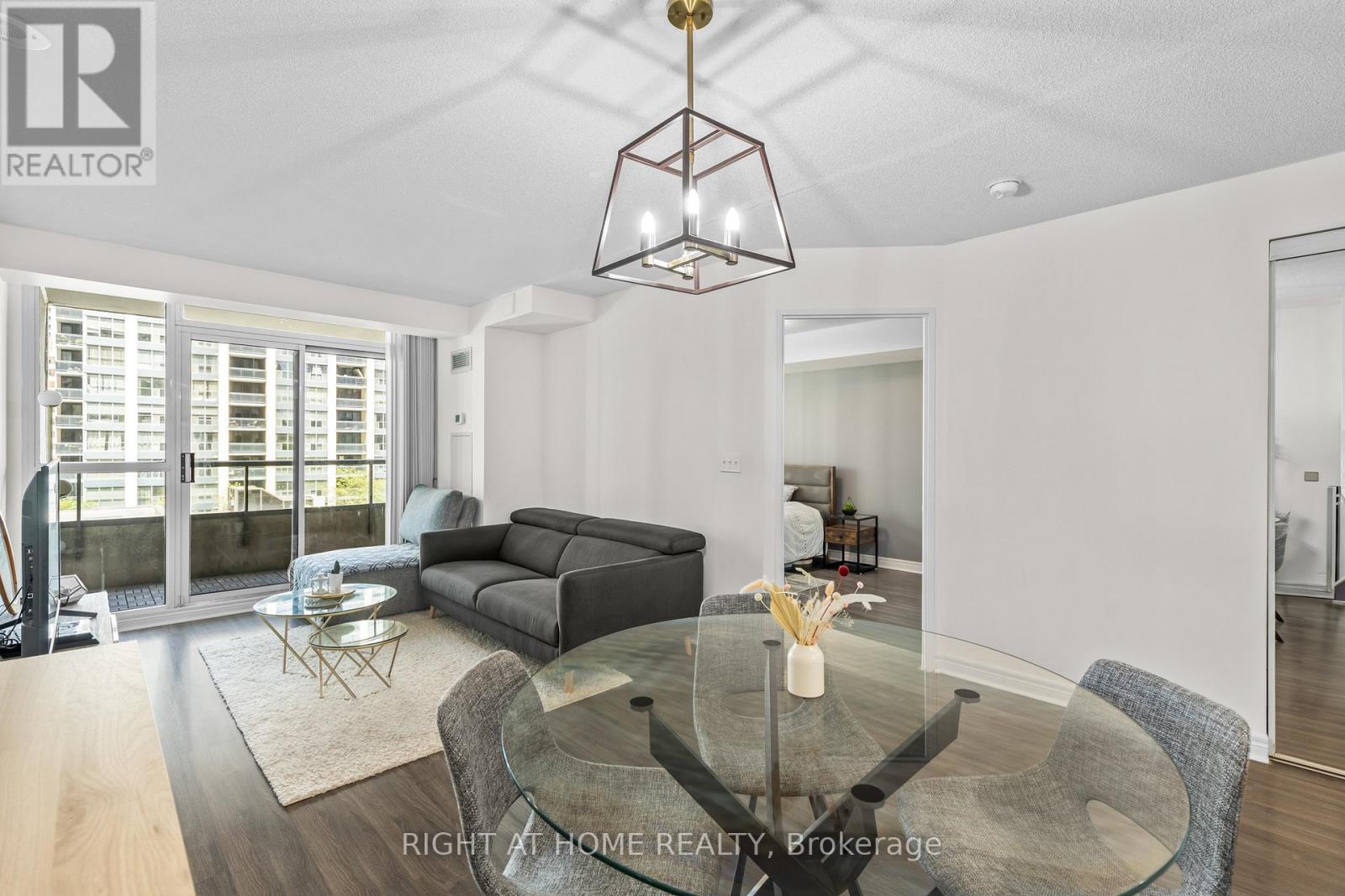 503 - 23 Hollywood Avenue, Toronto, Ontario  M2N 7L8 - Photo 5 - C12506128